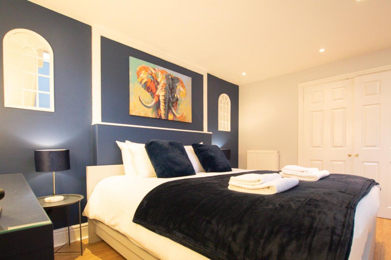 Lord Street - 2 Beautiful Apartments - Sleep Up To 14 Guests - By Rework Accommodation Честер Экстерьер фото